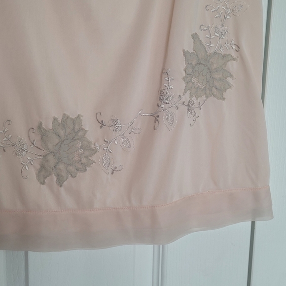 VINTAGE Datin and Lace Pink Slip - Picture 7 of 7